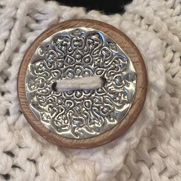 EUC Pure Hand Knit chunky cotton sweater - from Canada. - Picture 2 of 9